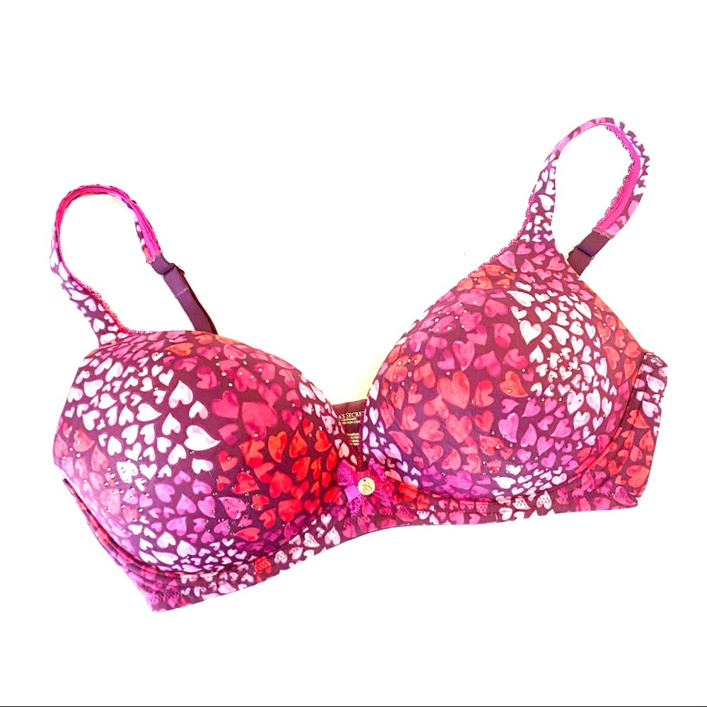 Victoria’s Secret hearts bra padded no wire 36C